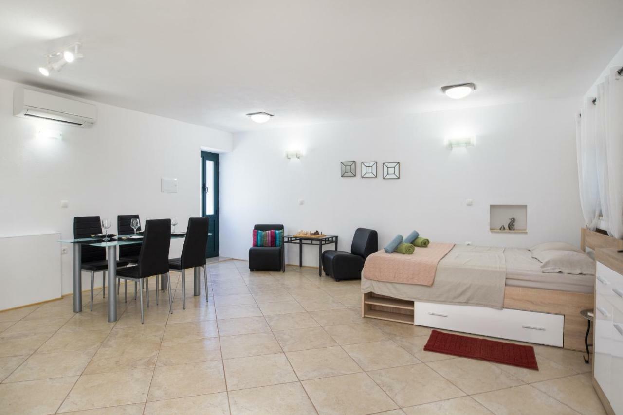 Ana Apartments بلاتشي المظهر الخارجي الصورة