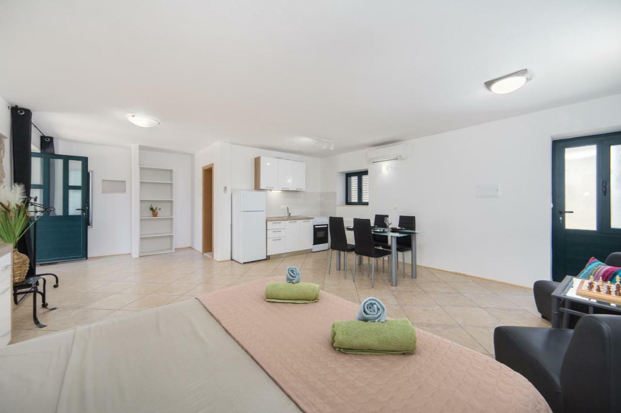 Ana Apartments بلاتشي المظهر الخارجي الصورة